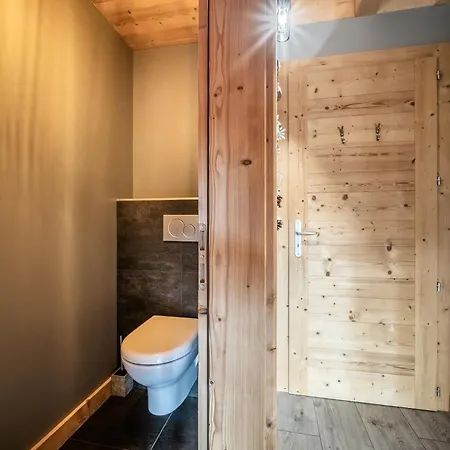 Heavenly Morzine - By Emerald Chalet *