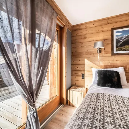 Heavenly Morzine - By Emerald Chalet Montriond